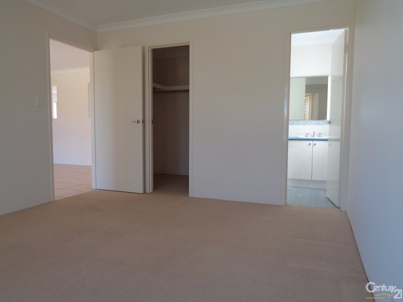 11 Oleander Avenue, Shoalwater WA 6169