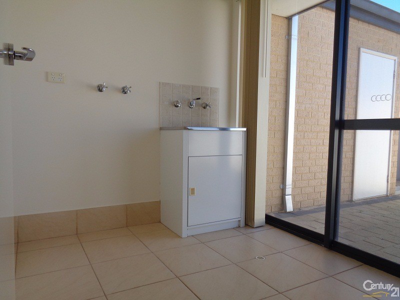 11 Oleander Avenue, Shoalwater WA 6169