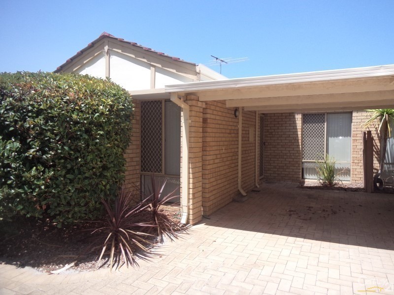 17/6 Hawkins Street, Rockingham WA 6168