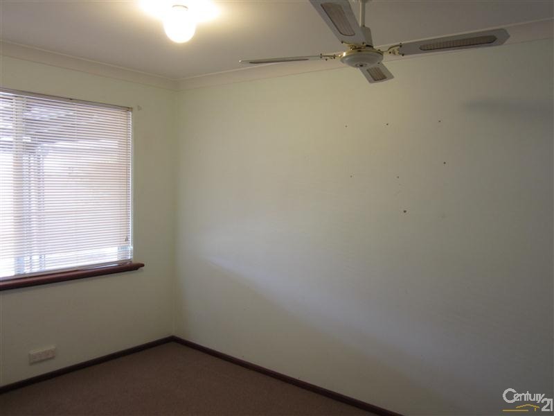 20 Cambridge Drive, Cooloongup WA 6168