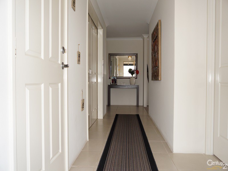 16 Atlin Lane, Secret Harbour WA 6173