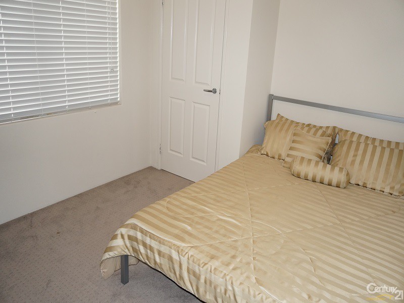 16 Atlin Lane, Secret Harbour WA 6173