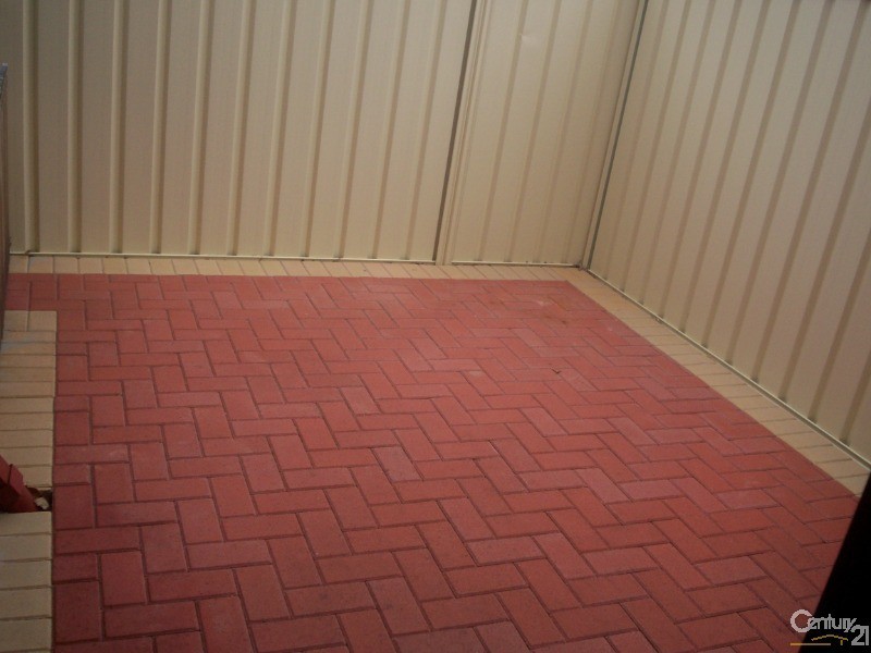 4 Pamplona Boulevard, Port Kennedy WA 6172