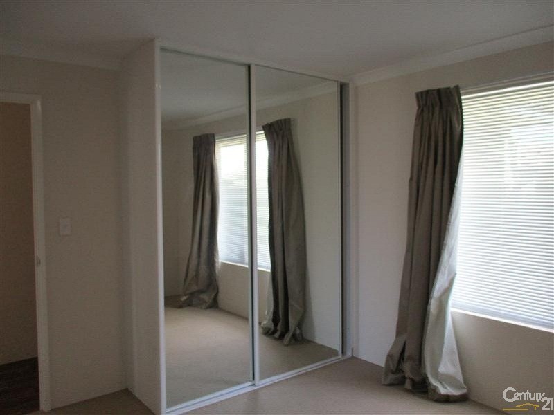 30 Kalli Street, Golden Bay WA 6174