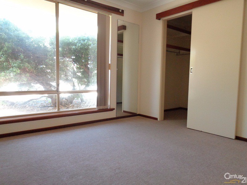 9 Spinnaker Close, Waikiki WA 6169