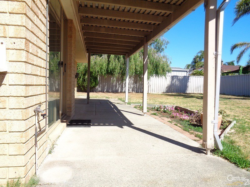 9 Spinnaker Close, Waikiki WA 6169