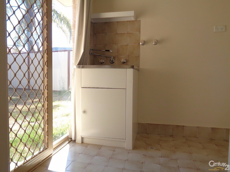 9 Spinnaker Close, Waikiki WA 6169