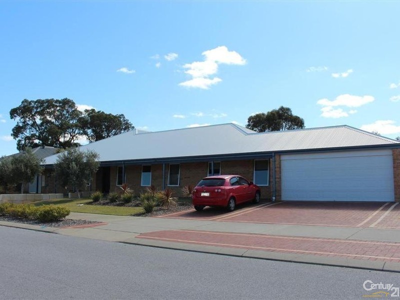 55 Miltona Drive, Secret Harbour WA 6173