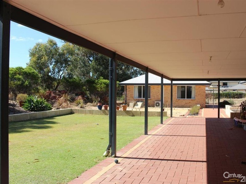 55 Miltona Drive, Secret Harbour WA 6173