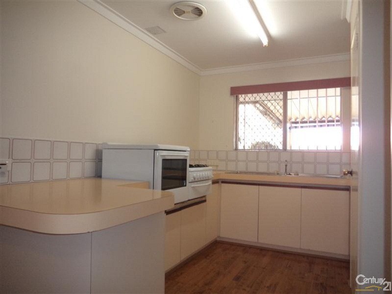 9/101 Simpson Avenue, Rockingham WA 6168