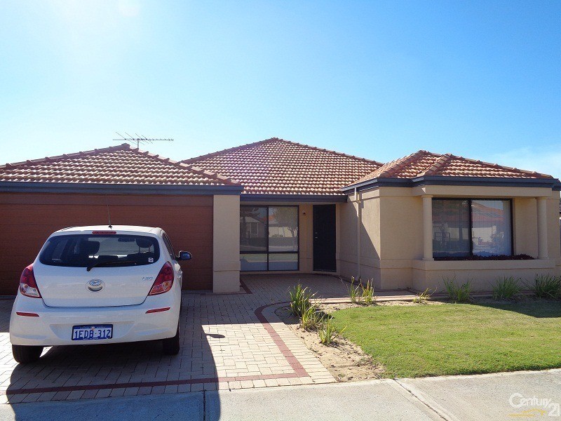 102 Hawker Street, Shoalwater WA 6169