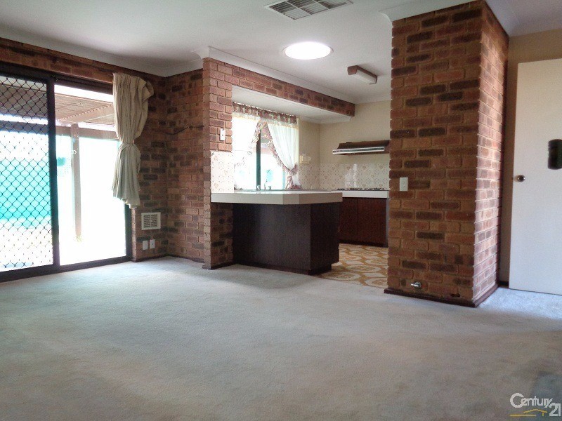 8 Crawford Court, Safety Bay WA 6169