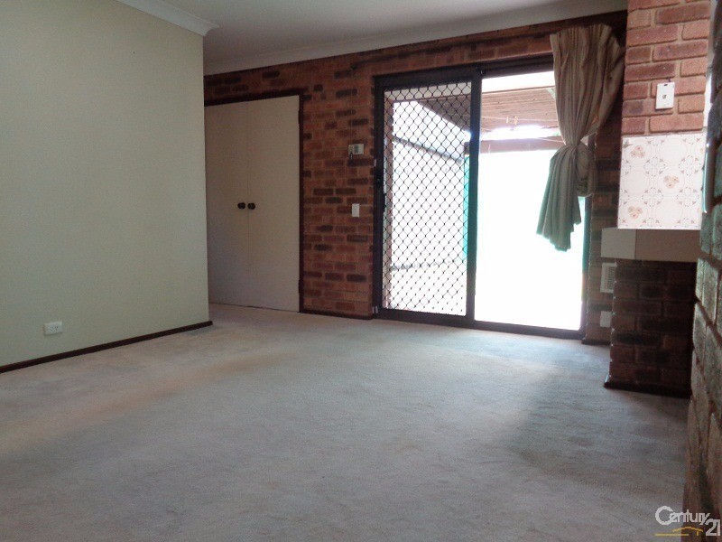8 Crawford Court, Safety Bay WA 6169
