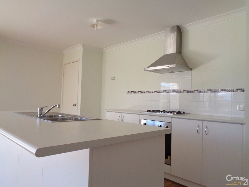 37 Sapphire Chase, Wellard WA 6170