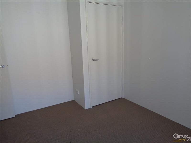 3/213 Willmott Drive, Waikiki WA 6169