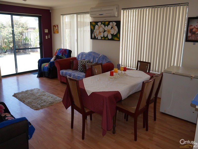 51 Zaragoza Drive, Port Kennedy WA 6172