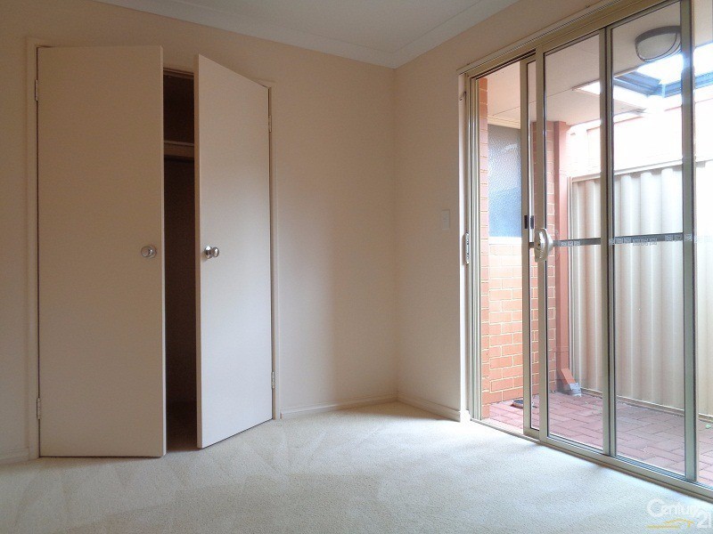 6/51 Laguardia Loop, Port Kennedy WA 6172