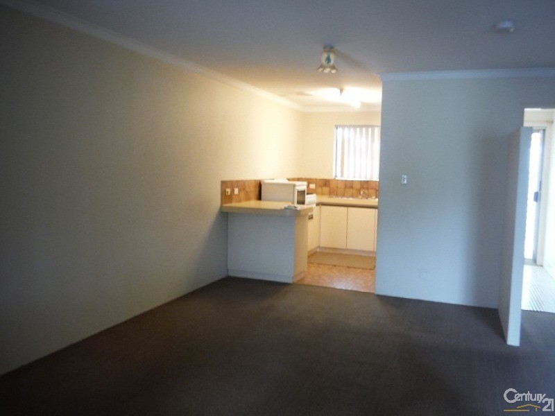 13/101 Simpson Avenue, Rockingham WA 6168