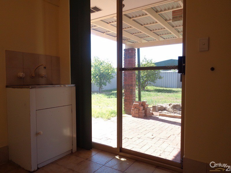 30 Cocos Court, Warnbro WA 6169