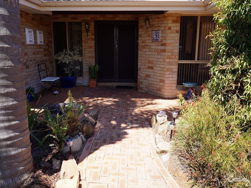 61 Waikiki Road, Safety Bay WA 6169