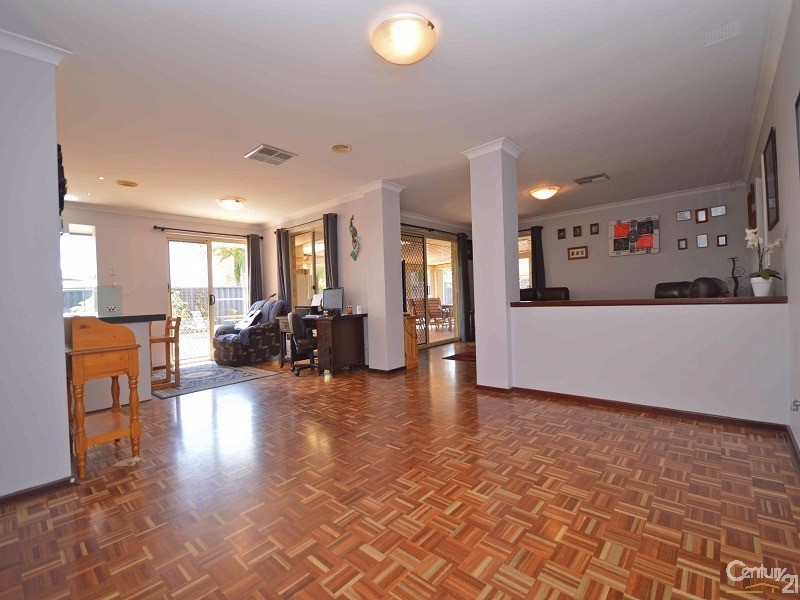 16 Amber Court, Warnbro WA 6169