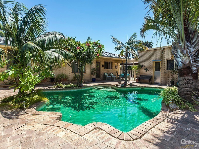 19 Hokin Street, Waikiki WA 6169