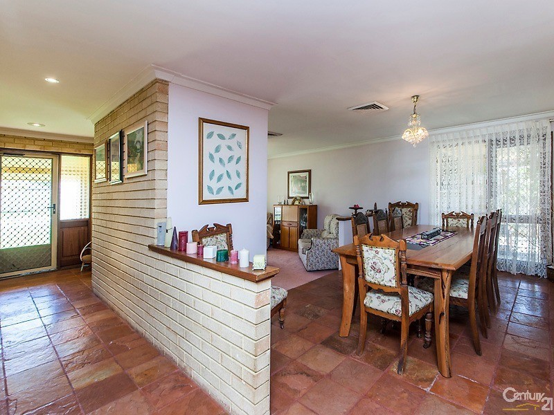 19 Hokin Street, Waikiki WA 6169