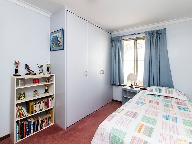 19 Hokin Street, Waikiki WA 6169