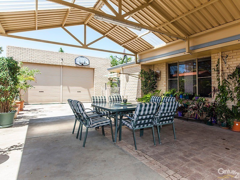 19 Hokin Street, Waikiki WA 6169