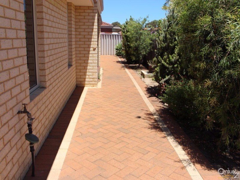 20 Alicante Mews, Secret Harbour WA 6173