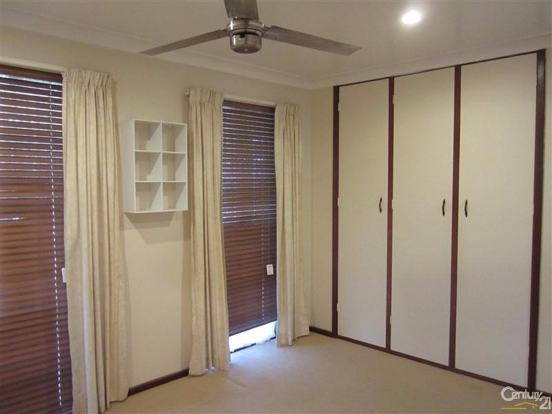 20 Cambridge Crescent, Cooloongup WA 6168