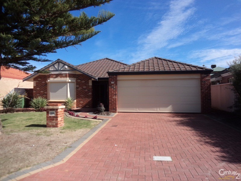 28 Galway Gardens, Warnbro WA 6169