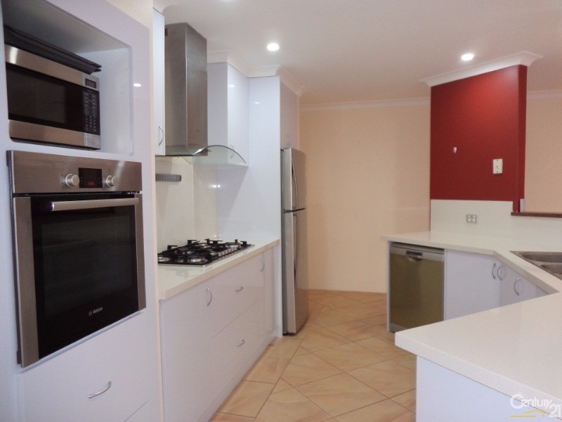 28 Galway Gardens, Warnbro WA 6169