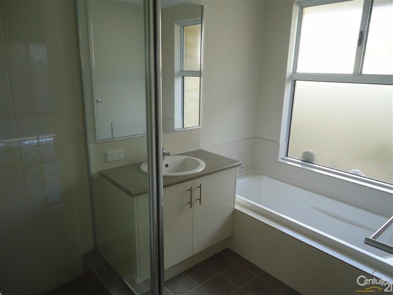 16 Johanna Way, Secret Harbour WA 6173