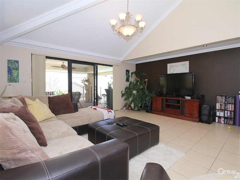 46 Keystone Loop, Secret Harbour WA 6173