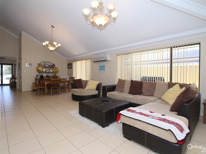 46 Keystone Loop, Secret Harbour WA 6173