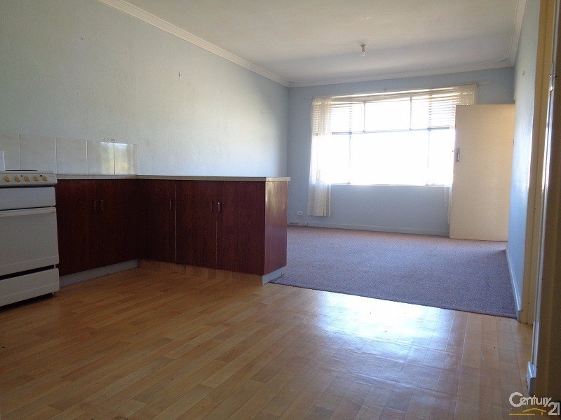 5/4 Afon Avenue, Shoalwater WA 6169