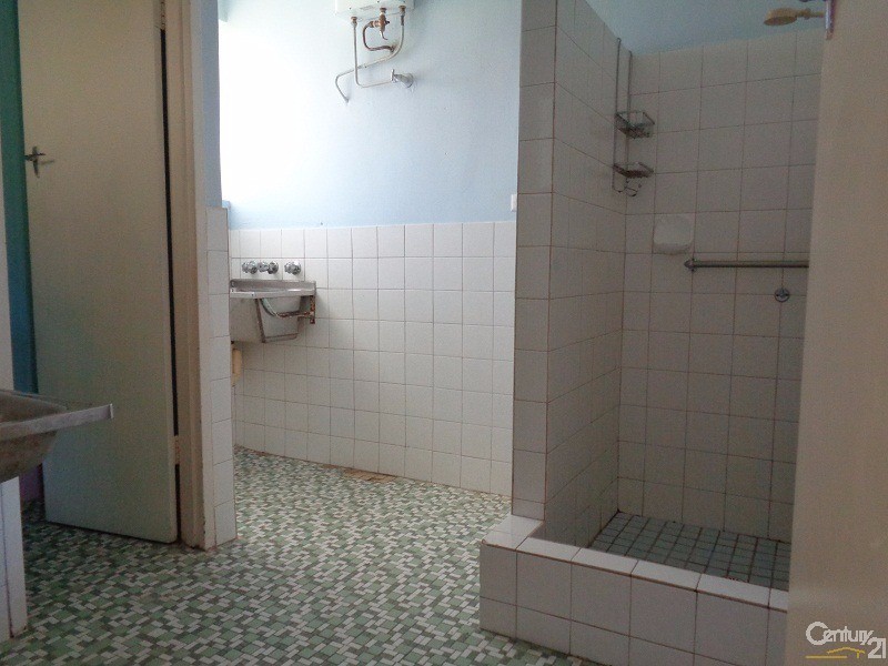 5/4 Afon Avenue, Shoalwater WA 6169