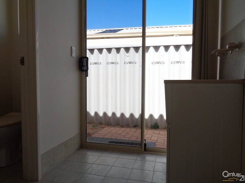 17 St Ettiene Gardens, Port Kennedy WA 6172