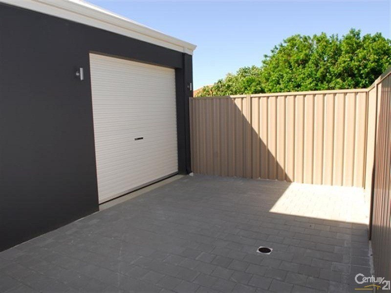 3/137 Kent Street, Rockingham WA 6168
