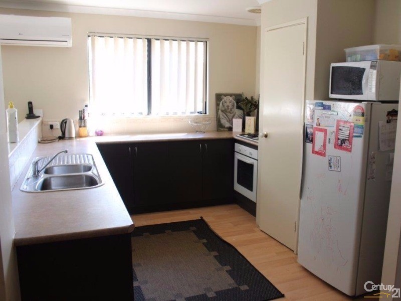 10 Corfu Pass, Port Kennedy WA 6172