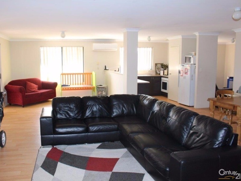 10 Corfu Pass, Port Kennedy WA 6172