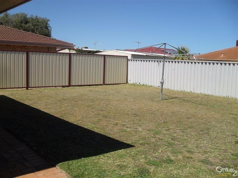 6B Belair Place, Cooloongup WA 6168