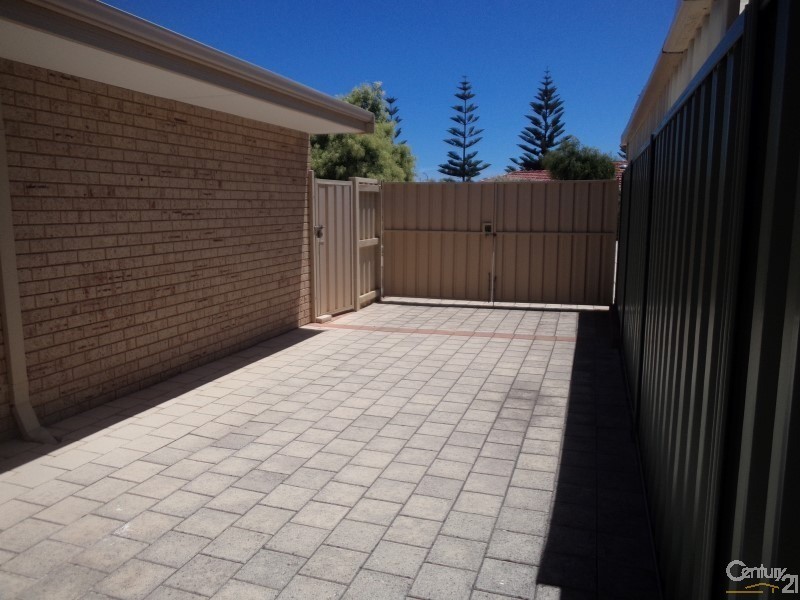8/53 Chelmsford Avenue, Port Kennedy WA 6172