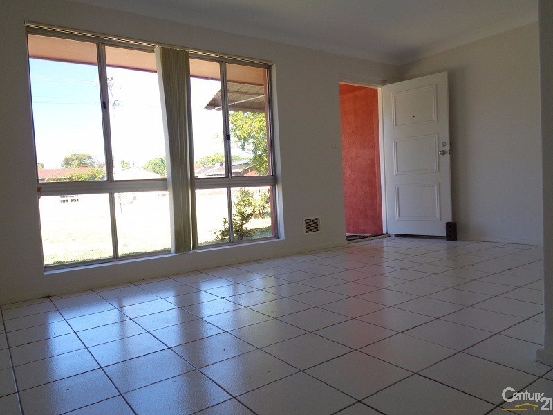 31 Pegasus Street, Rockingham WA 6168