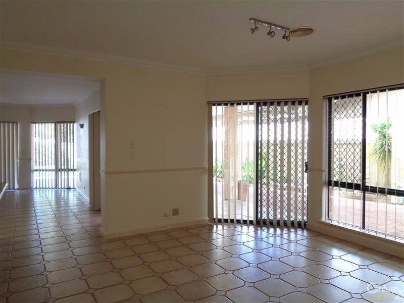 65 Currie Street, Warnbro WA 6169