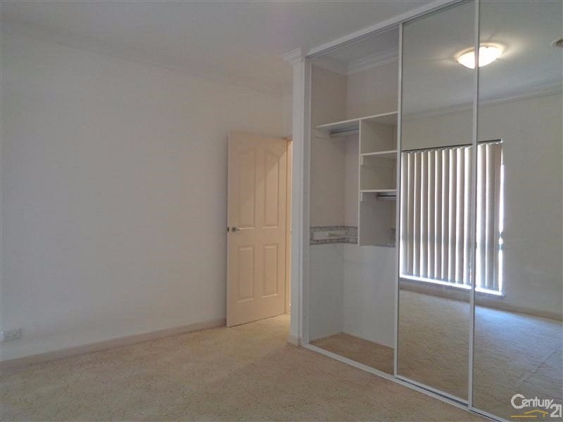 65 Currie Street, Warnbro WA 6169