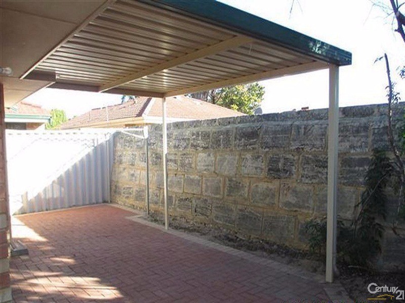 4/10 Nabberu Loop, Cooloongup WA 6168