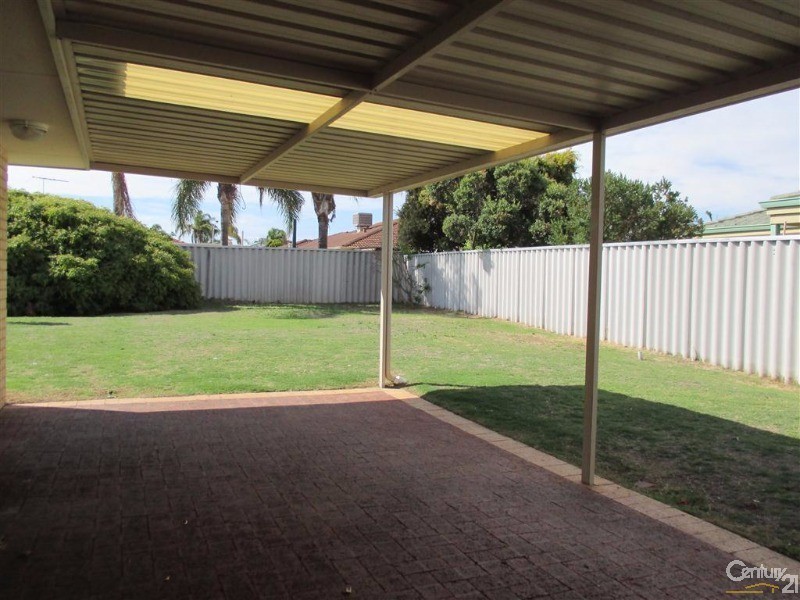 9 Marigold Place, Waikiki WA 6169