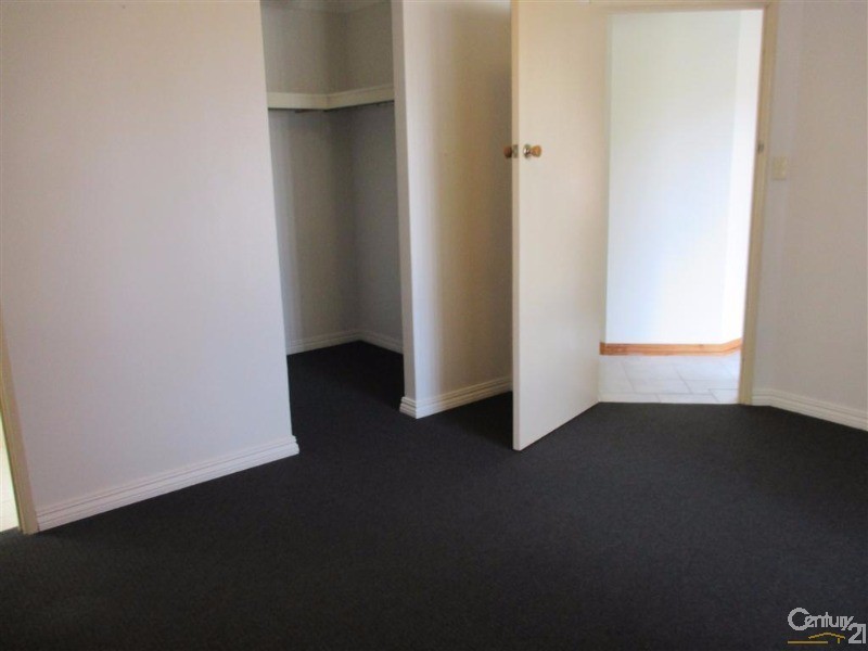 9 Marigold Place, Waikiki WA 6169